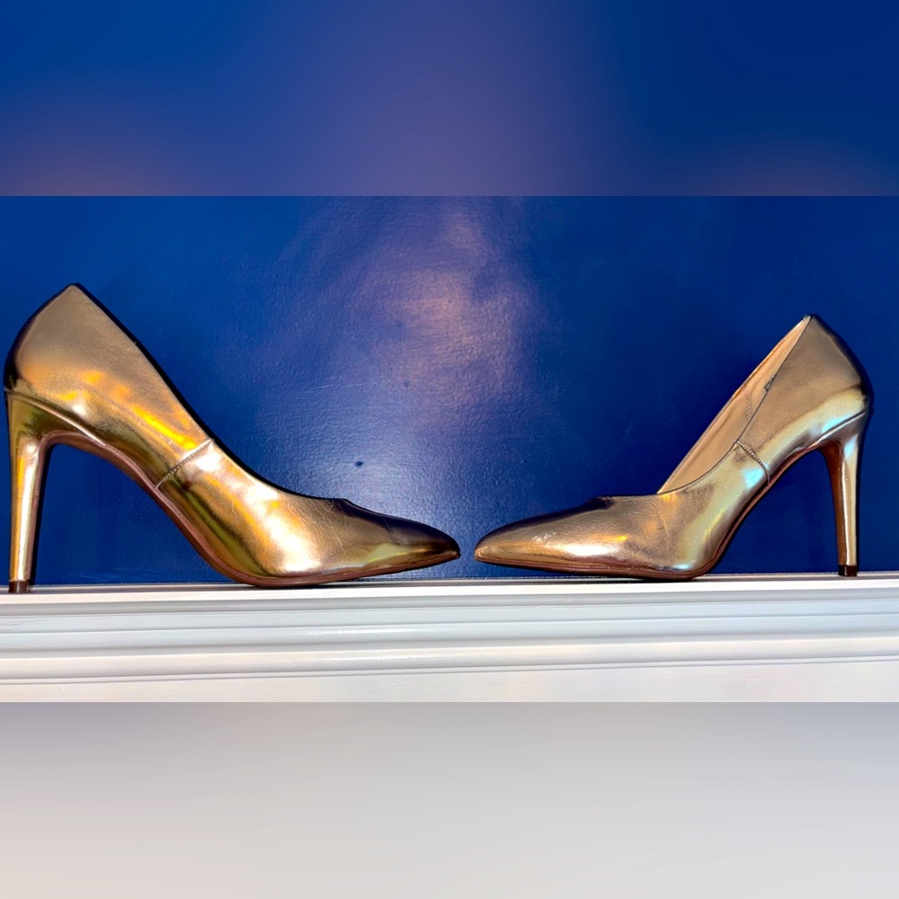 Francesca’s rose gold heels